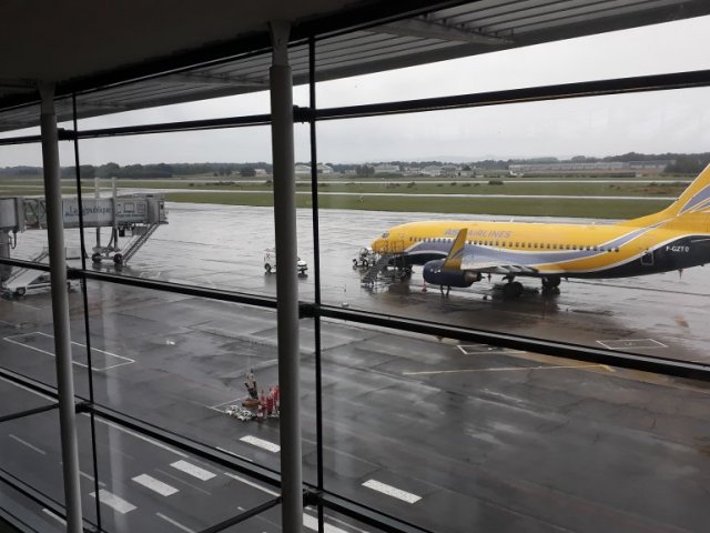 Pau Pyrénées airport welcomed its first passengers Pau Pyrénées airport welcomed its first passengers